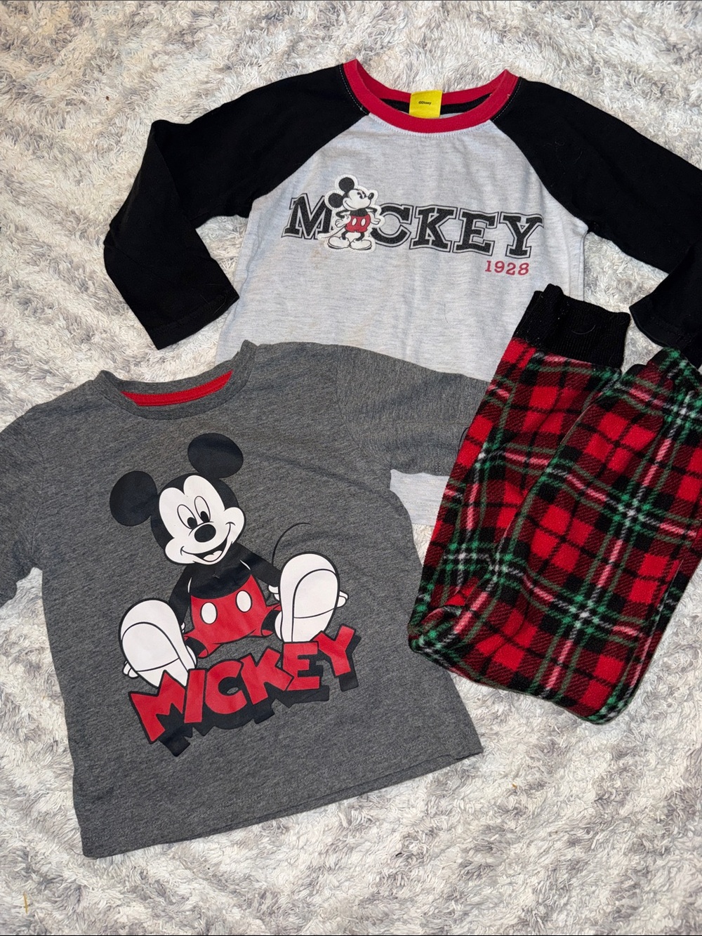 4T Disney Kids Mickey 2-Piece Pajama Set - Gray, Black & Red Plaid pants and tee